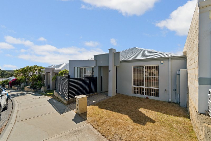 Photo - 51 Melbourne Loop, Clarkson WA 6030 - Image 2