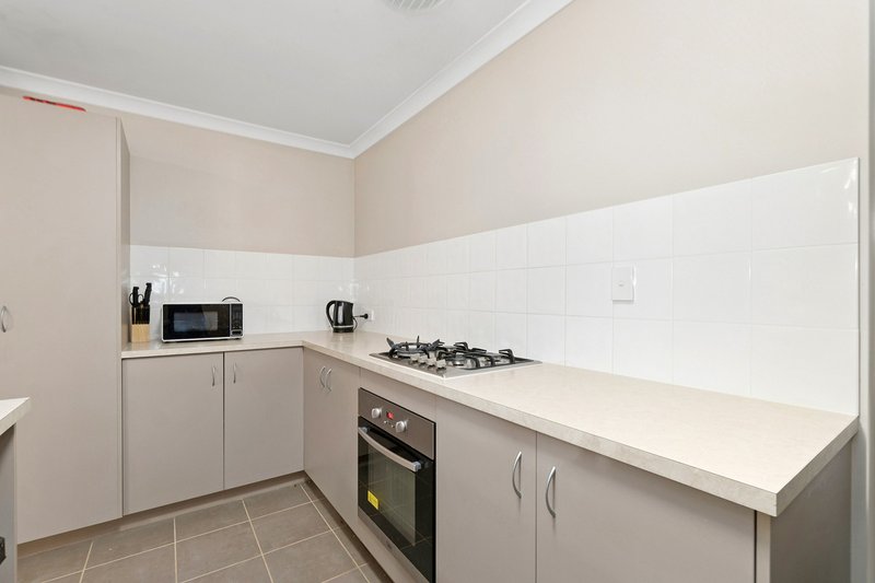 Photo - 51 Melbourne Loop, Clarkson WA 6030 - Image 8