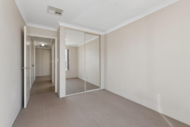 Photo - 51 Melbourne Loop, Clarkson WA 6030 - Image 30