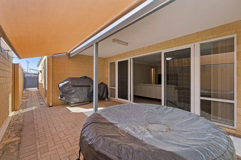 Photo - 51 Melbourne Loop, Clarkson WA 6030 - Image 32