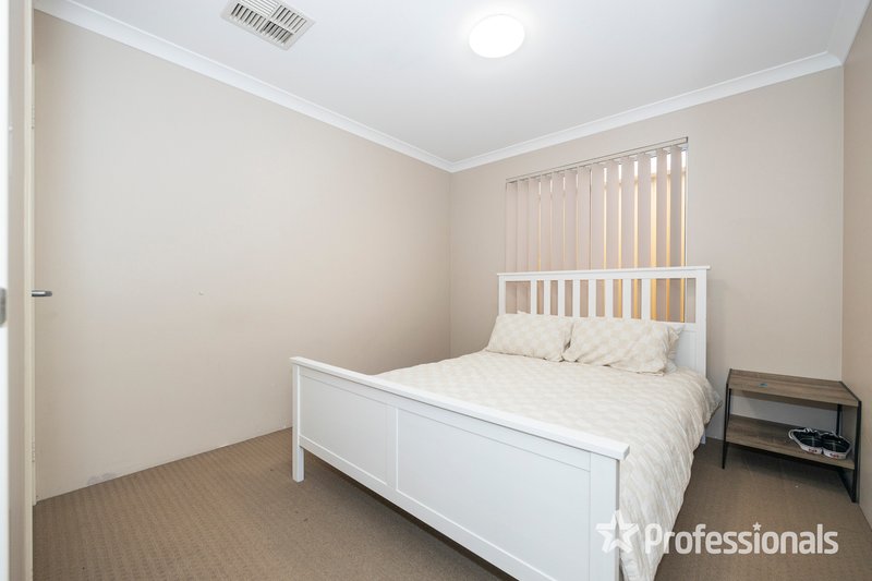 Photo - 51 Melbourne Loop, Clarkson WA 6030 - Image 7