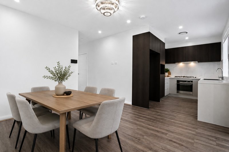 Photo - 51 Monk Glade, Riverstone NSW 2765 - Image 3