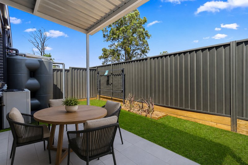 Photo - 51 Monk Glade, Riverstone NSW 2765 - Image 5