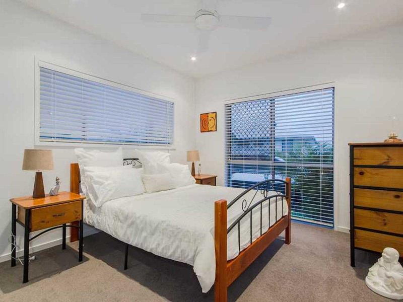 Photo - 51 Observatory Drive, Reedy Creek QLD 4227 - Image 13