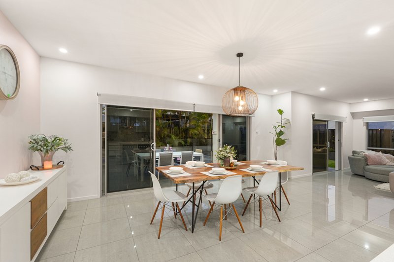 Photo - 51 Observatory Drive, Reedy Creek QLD 4227 - Image 7