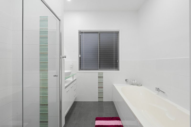 Photo - 51 Observatory Drive, Reedy Creek QLD 4227 - Image 24