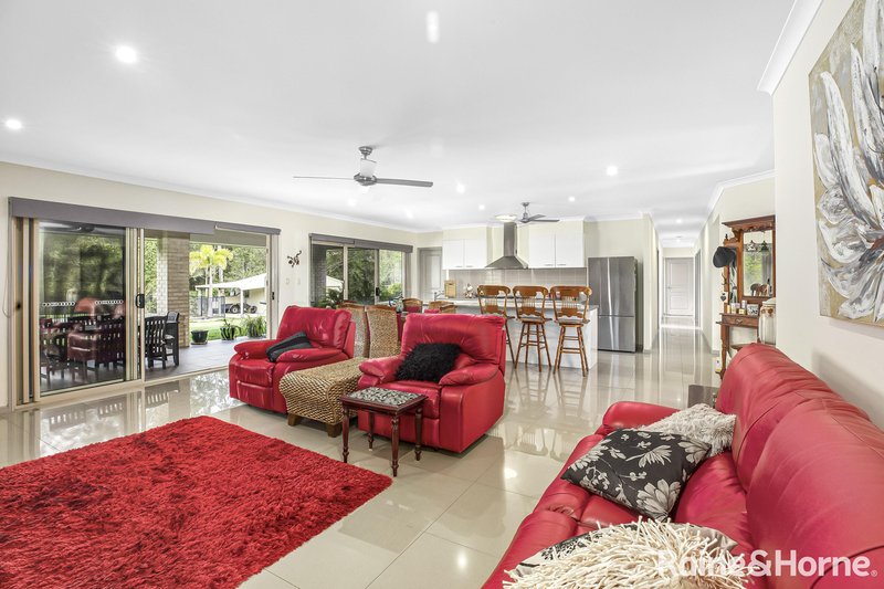 Photo - 51 Orana Avenue, Pomona QLD 4568 - Image 3