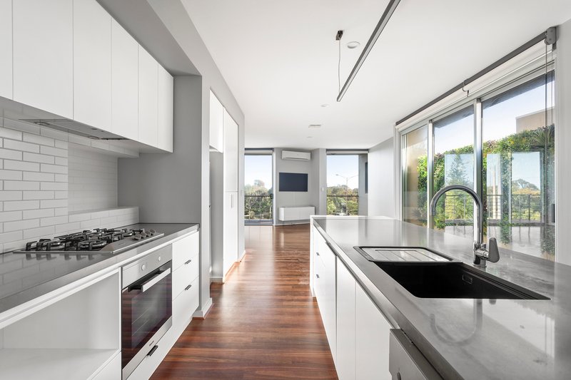 Photo - 5/1 Ormond Esplanade, Elwood VIC 3184 - Image 1