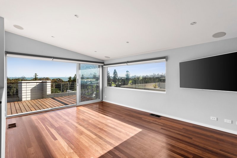 Photo - 5/1 Ormond Esplanade, Elwood VIC 3184 - Image 2