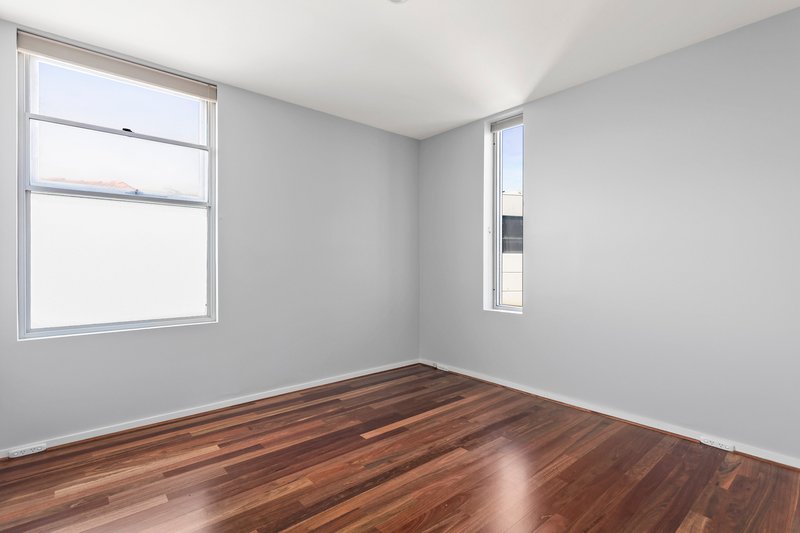 Photo - 5/1 Ormond Esplanade, Elwood VIC 3184 - Image 8