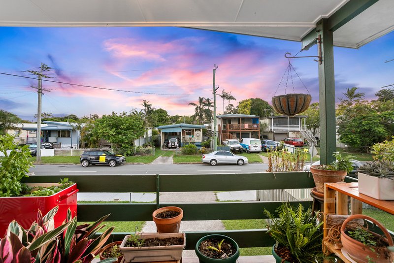 Photo - 51 Osborne Terrace, Deception Bay QLD 4508 - Image 11