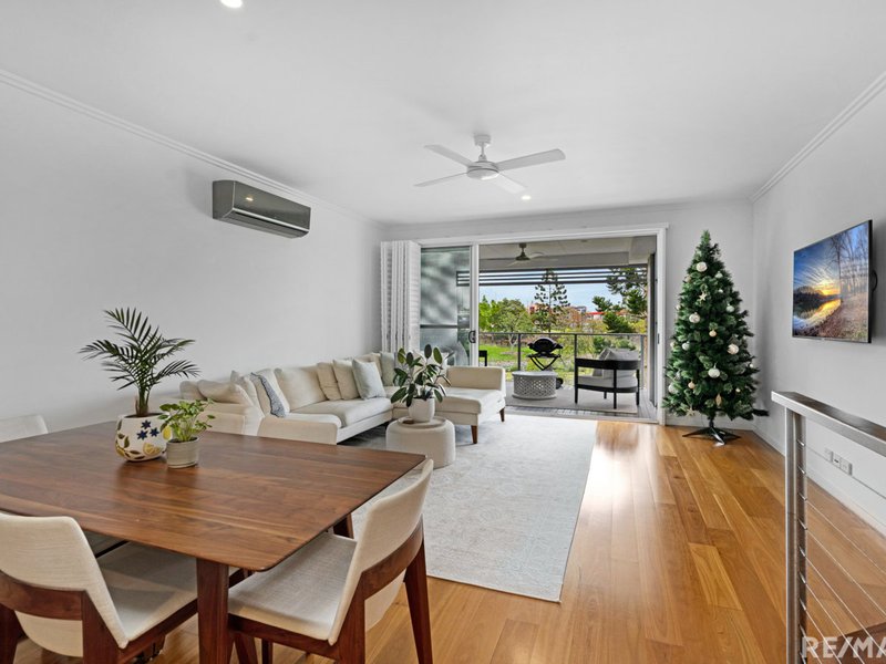 Photo - 51 Parnell Boulevard, Robina QLD 4226 - Image 11