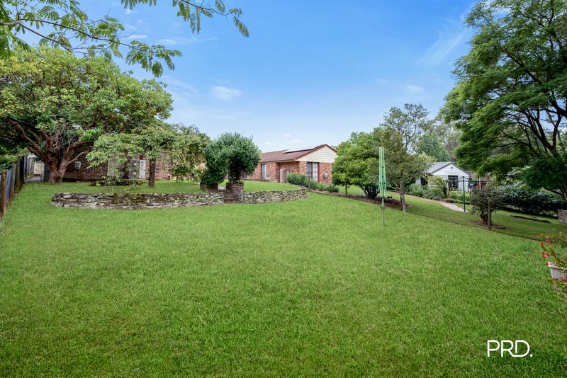 Photo - 51 Paterson Road, Springwood NSW 2777 - Image 12