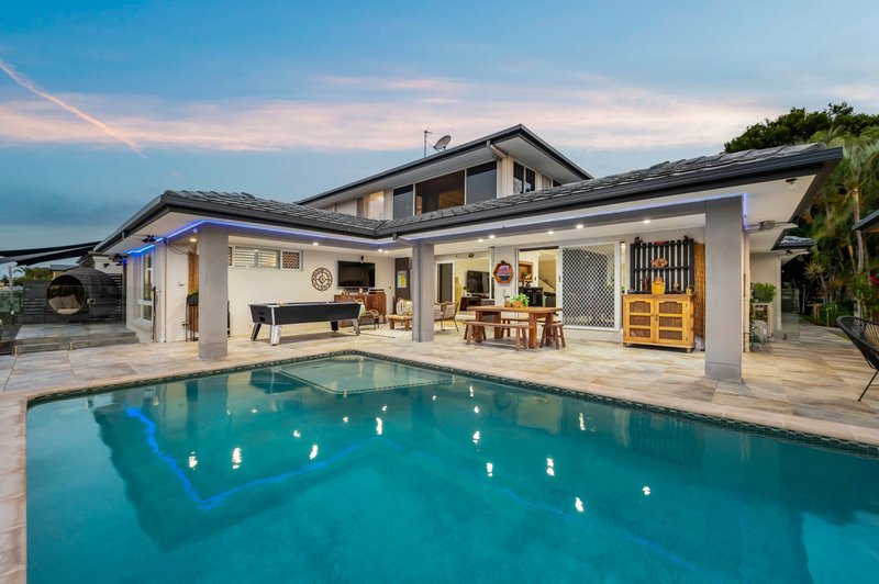 Photo - 51 Pebble Beach Drive, Runaway Bay QLD 4216 - Image 1