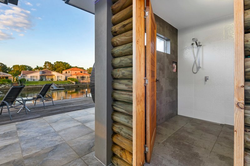 Photo - 51 Pebble Beach Drive, Runaway Bay QLD 4216 - Image 28