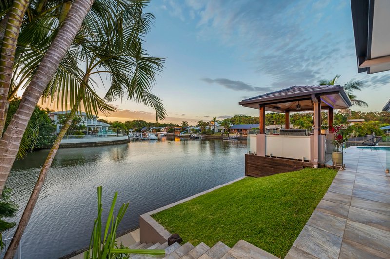Photo - 51 Pebble Beach Drive, Runaway Bay QLD 4216 - Image 29