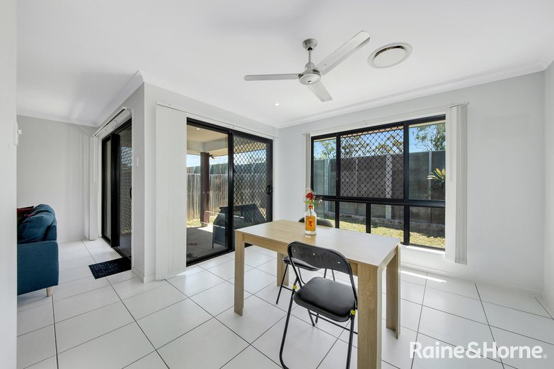 Photo - 51 Petrel Street, Kirkwood QLD 4680 - Image 4