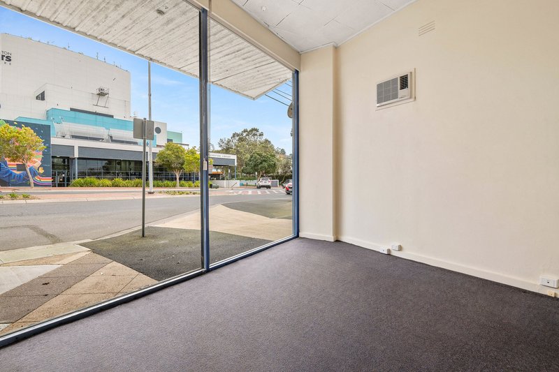 Photo - 51 Playne Street, Frankston VIC 3199 - Image 5