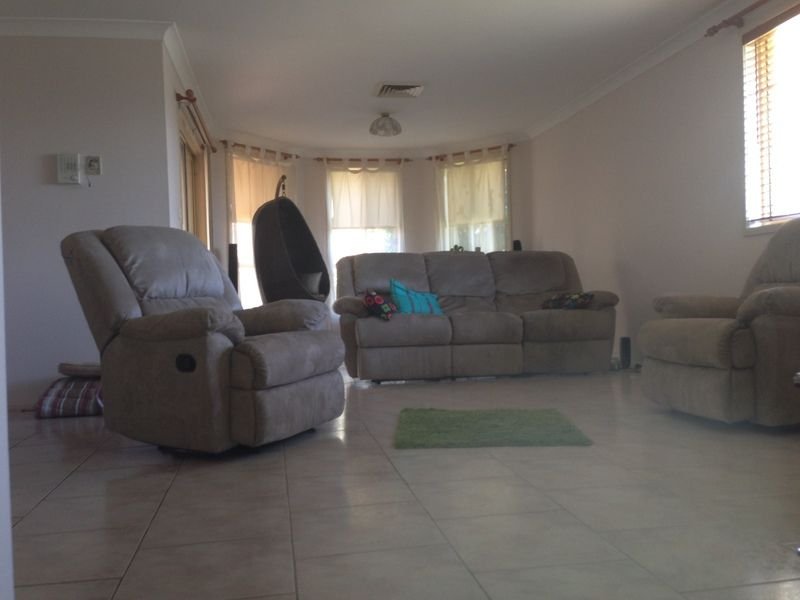 Photo - 51 Prescott Circuit, Quakers Hill NSW 2763 - Image 11