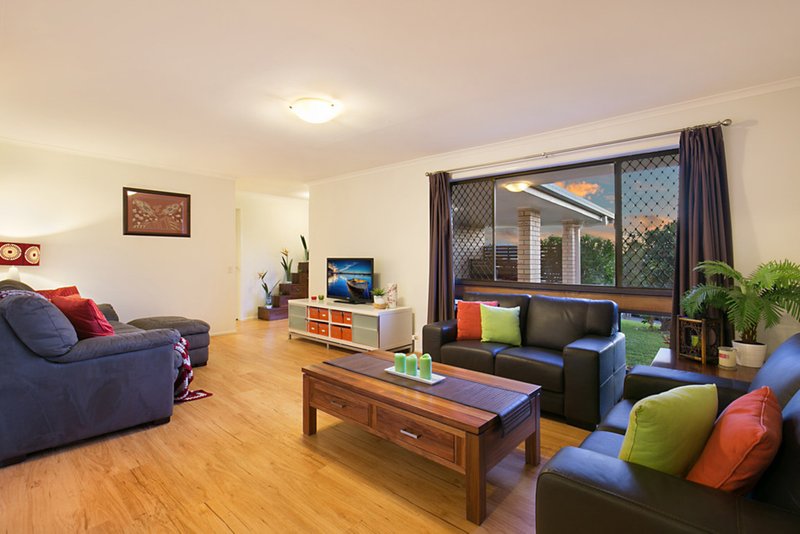 Photo - 51 Raleigh Street, Springwood QLD 4127 - Image 3