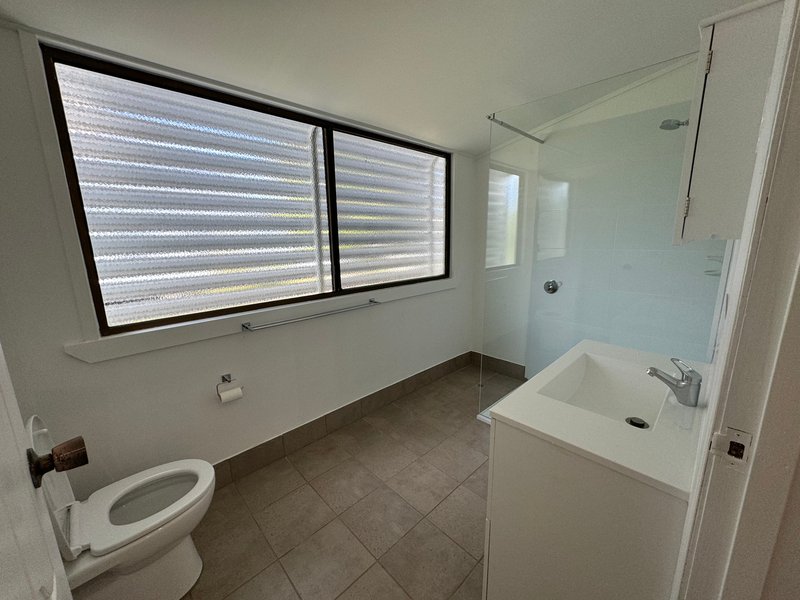 Photo - 51 Regent Street, Granville QLD 4650 - Image 19