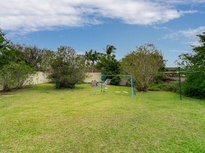 Photo - 51 River Road, Sussex Inlet NSW 2540 - Image 12