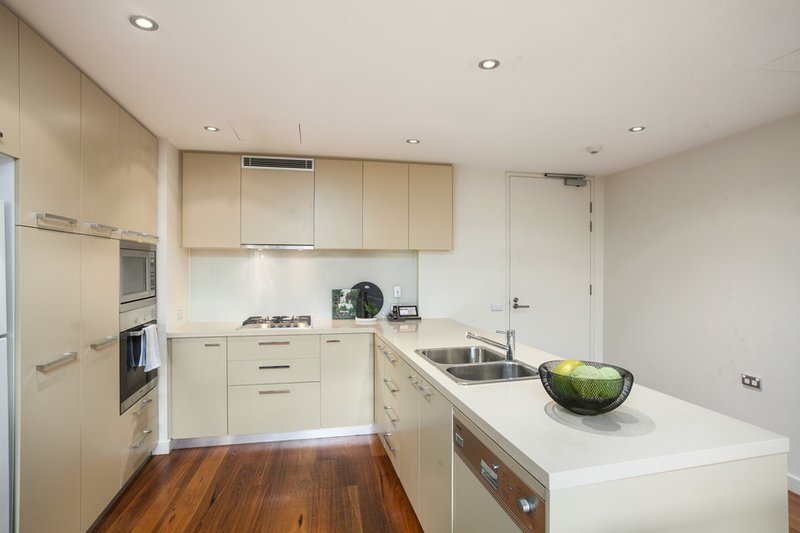 Photo - 5/1 Ross Street, Wollongong NSW 2500 - Image 3