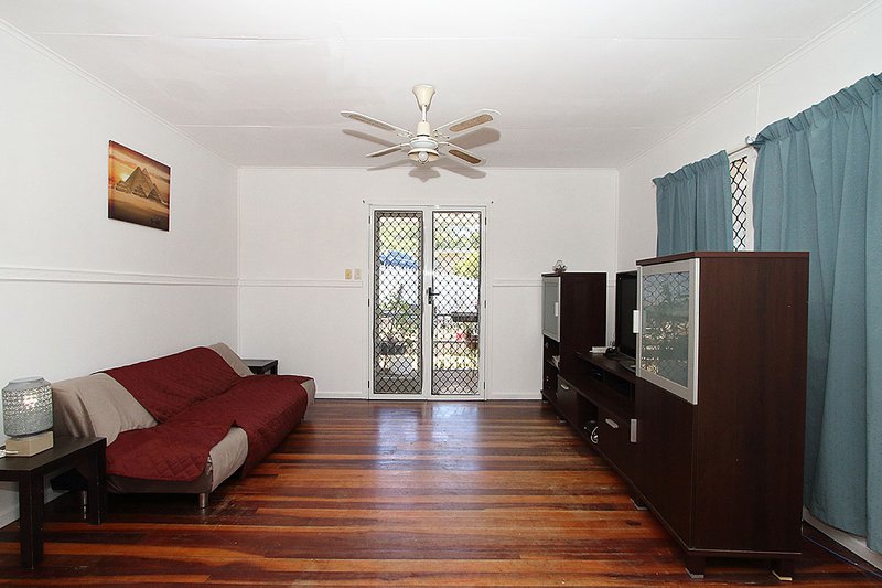 Photo - 51 Rowland Terrace, Coalfalls QLD 4305 - Image 5