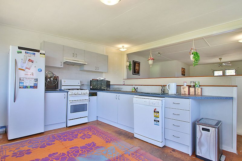 Photo - 51 Rowland Terrace, Coalfalls QLD 4305 - Image 9