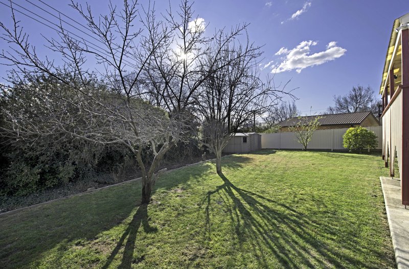 Photo - 51 Rushbrook Circuit, Isabella Plains ACT 2905 - Image 22