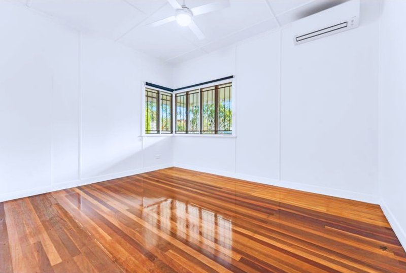 Photo - 51 Sandon Street, Graceville QLD 4075 - Image 6