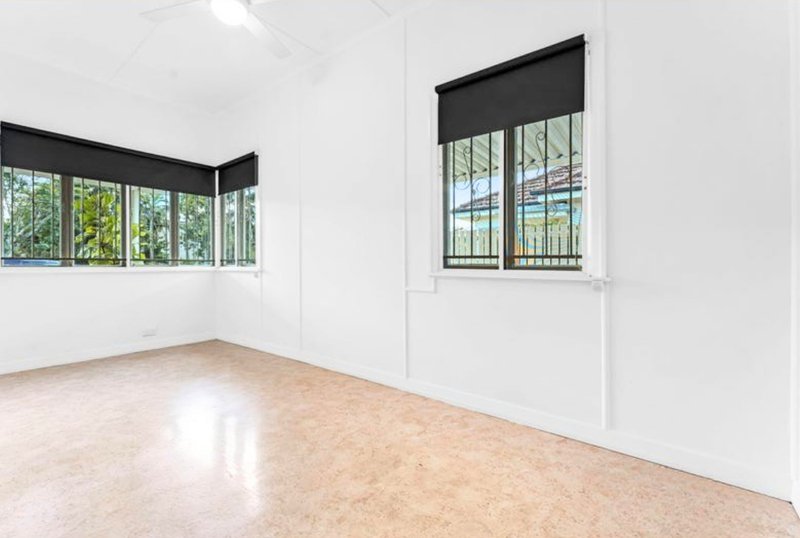 Photo - 51 Sandon Street, Graceville QLD 4075 - Image 7