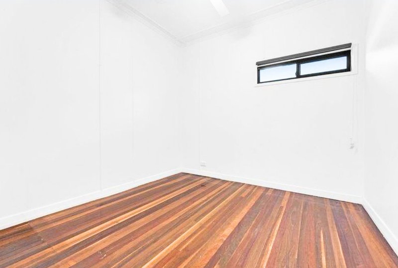 Photo - 51 Sandon Street, Graceville QLD 4075 - Image 8
