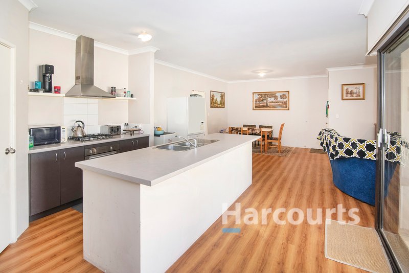 Photo - 51 Santons Approach, Yalyalup WA 6280 - Image 2