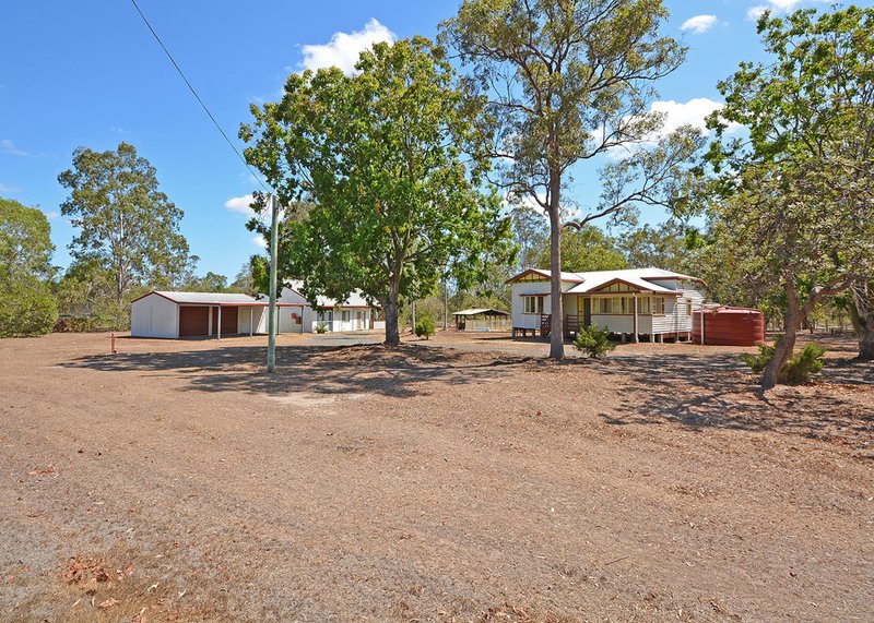 Photo - 51 Scanlan Street, Sunshine Acres QLD 4655 - Image 2