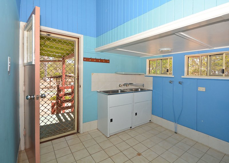 Photo - 51 Scanlan Street, Sunshine Acres QLD 4655 - Image 15