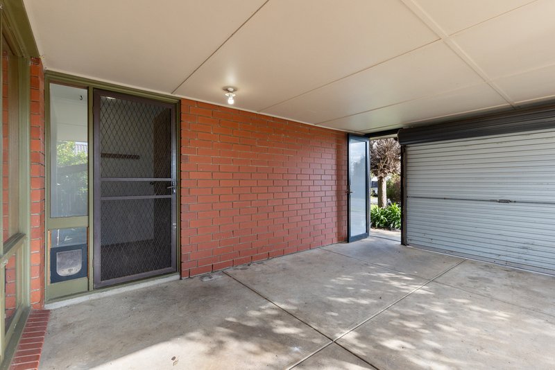 Photo - 51 Serenade Crescent, Aberfoyle Park SA 5159 - Image 18