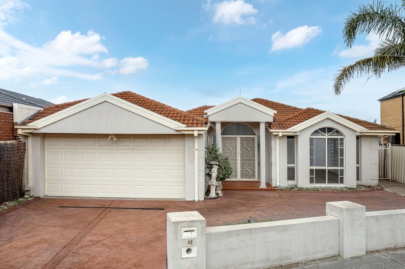 Photo - 51 Shortridge Circuit, Roxburgh Park VIC 3064 - Image 1