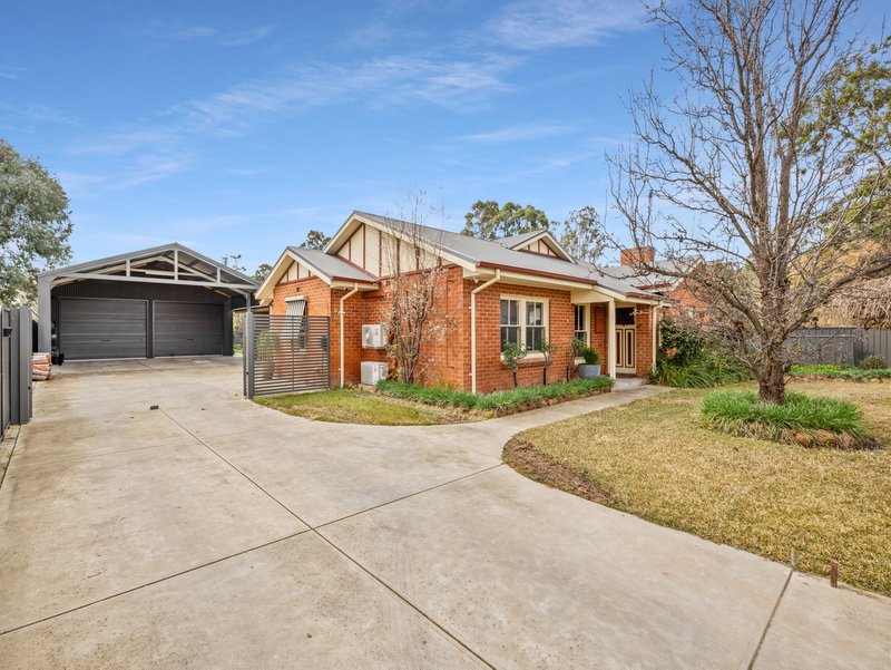 Photo - 51 Smith Crescent, Wangaratta VIC 3677 - Image 22