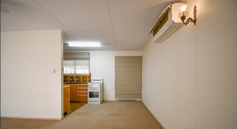 Photo - 51 Smith Street, Furnissdale WA 6209 - Image 2
