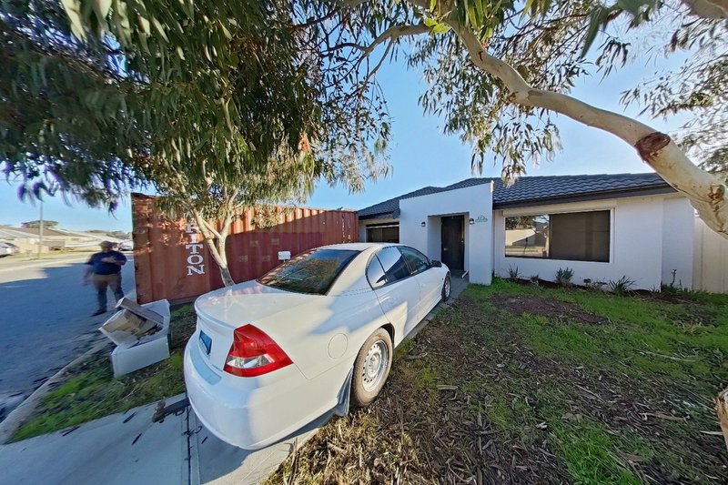 Photo - 51 Southport Drive, Baldivis WA 6171 - Image 2