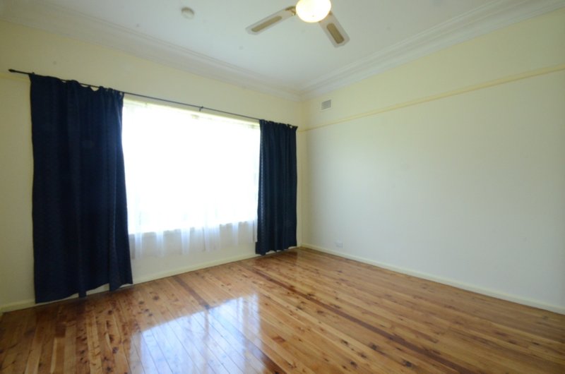 Photo - 51 Sturdee Street, Wentworthville NSW 2145 - Image 5