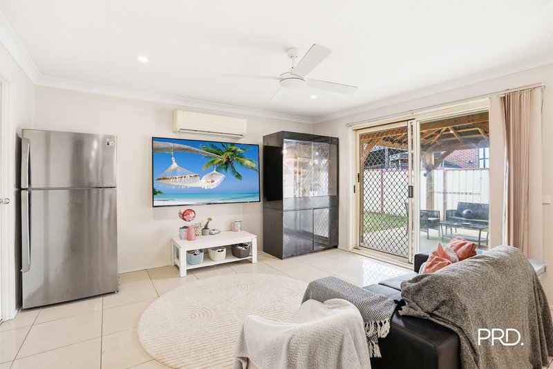 Photo - 51 Surveyors Creek Road, Glenmore Park NSW 2745 - Image 3