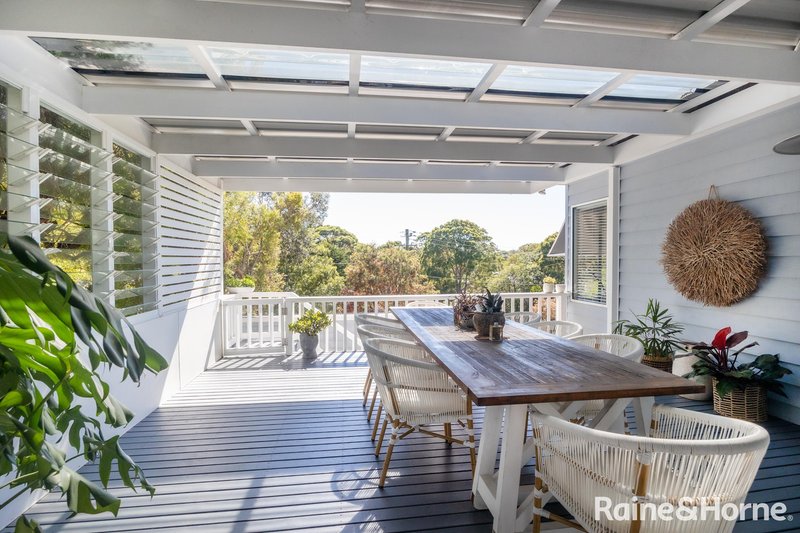 Photo - 51 Tallwood Avenue, Mollymook Beach NSW 2539 - Image 4