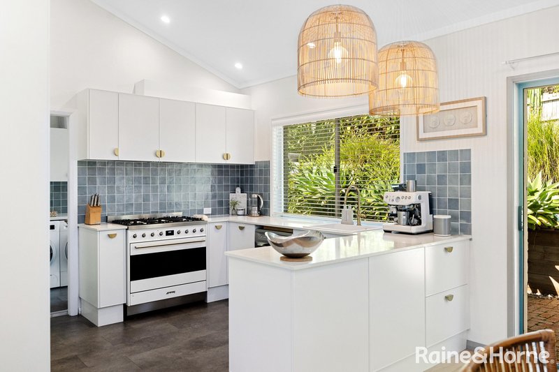 Photo - 51 Tallwood Avenue, Mollymook Beach NSW 2539 - Image 7