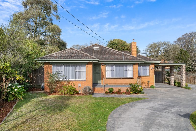 51 Thomas Street, Croydon South VIC 3136