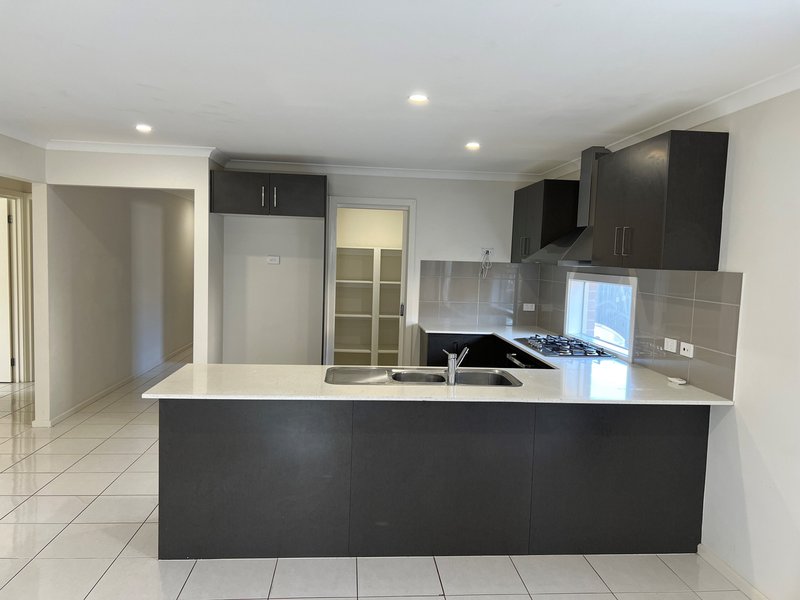 Photo - 51 Toolern Waters Drive, Weir Views VIC 3338 - Image 3