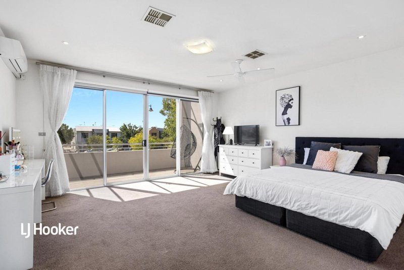 Photo - 51 Trinity Circuit, Mawson Lakes SA 5095 - Image 13