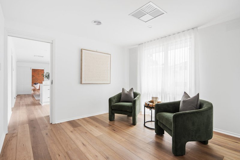 Photo - 51 Tyrone Street, Werribee VIC 3030 - Image 4