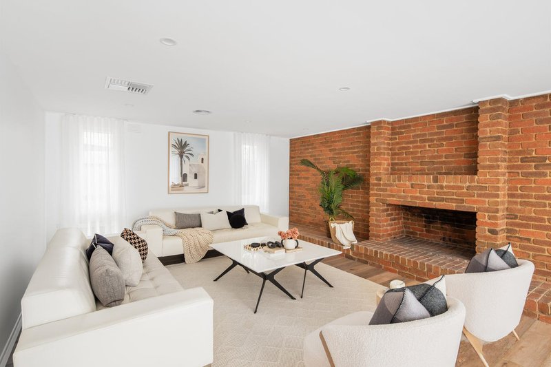 Photo - 51 Tyrone Street, Werribee VIC 3030 - Image 11